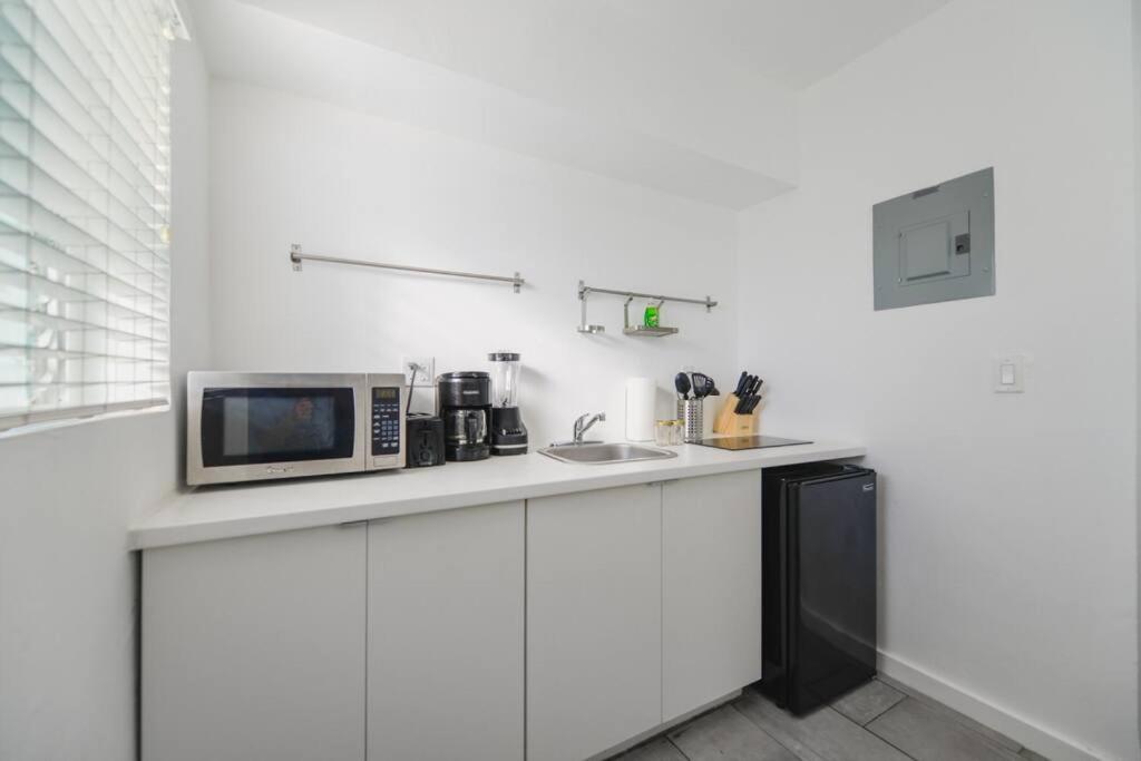 Wonderful Studio Residence 15 Min From The Beach Miami Exterior photo